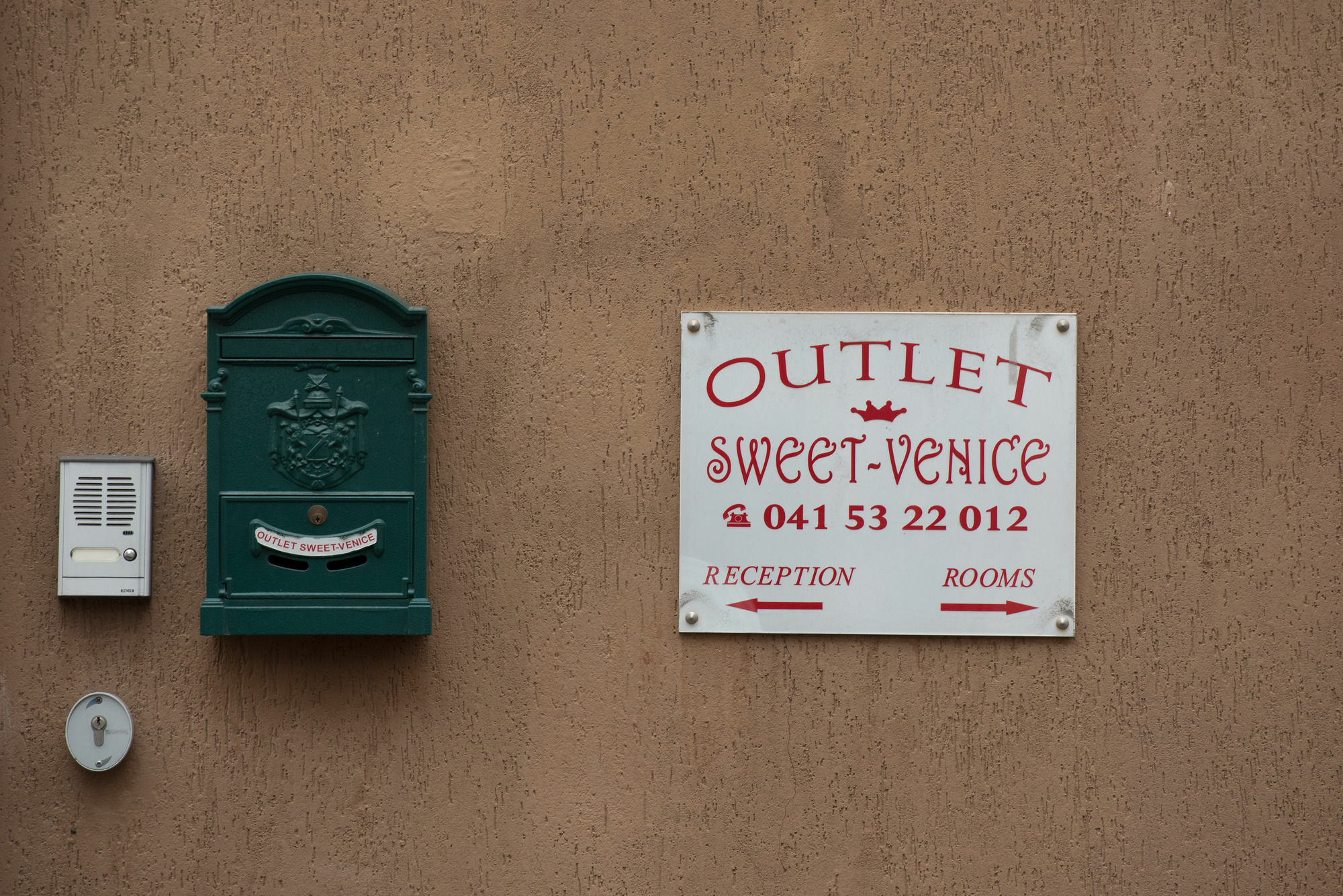 Outlet Sweet Venice Mestre Bagian luar foto